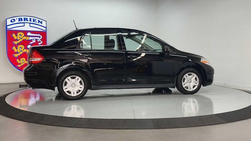 2011 Nissan Versa 1.8 S
