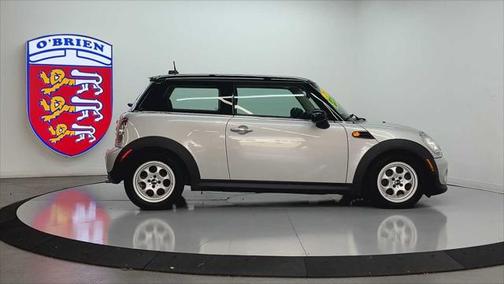 2013 MINI Hardtop Cooper