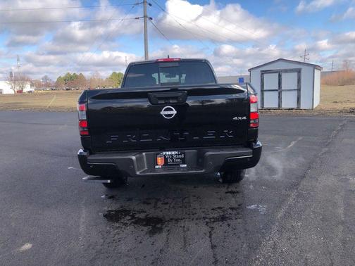 2026 Nissan Frontier SV