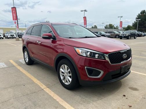 2017 Kia Sorento LX