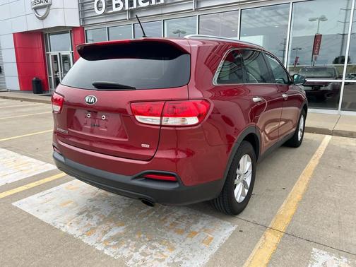 2017 Kia Sorento LX