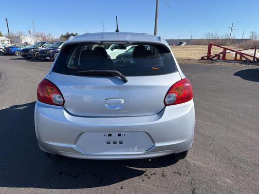 2015 Mitsubishi Mirage DE