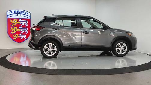 2025 Nissan Kicks S