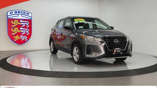 2025 Nissan Kicks S