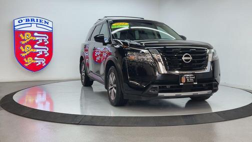 Super Black 2024 Nissan Pathfinder SL 4WD