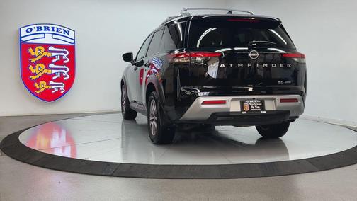 Super Black 2024 Nissan Pathfinder SL 4WD