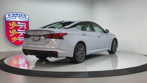 2023 Nissan Altima SR VC-Turbo FWD