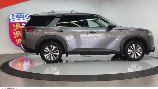 2024 Nissan Pathfinder SL FWD