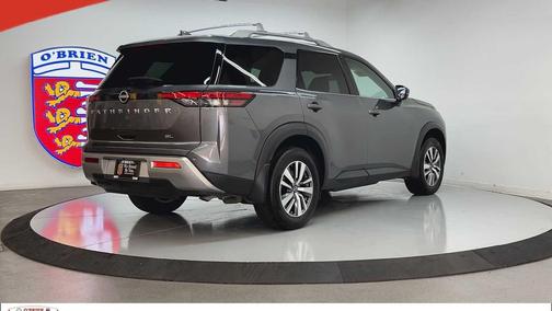 2024 Nissan Pathfinder SL FWD