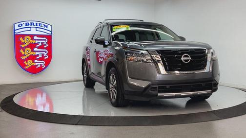 2024 Nissan Pathfinder SL FWD