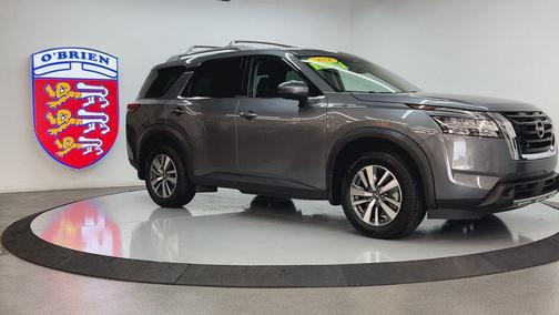2024 Nissan Pathfinder SL FWD