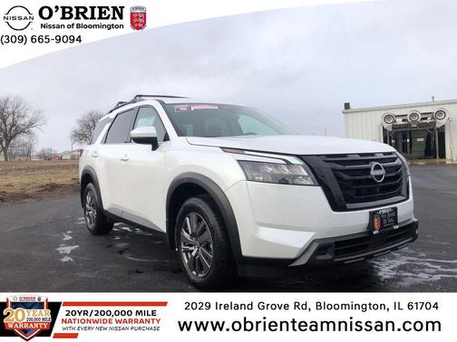 2025 Nissan Pathfinder SV 4WD