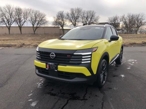 2026 Nissan Kicks SR