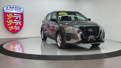 2025 Nissan Kicks S