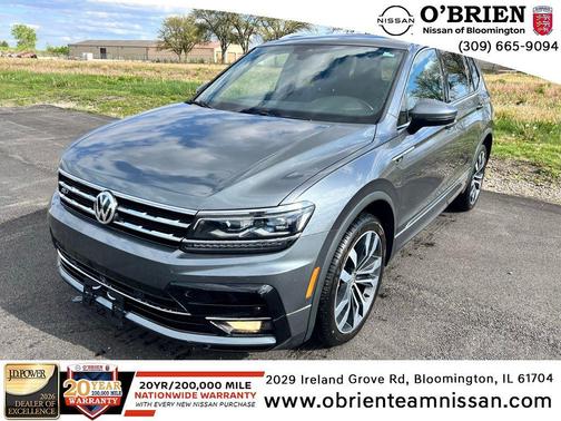 Platinum Gray Metallic 2020 Volkswagen Tiguan 2.0T SEL R-Line 4MOTION