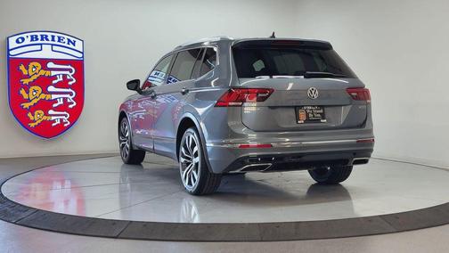 Platinum Gray Metallic 2020 Volkswagen Tiguan 2.0T SEL R-Line 4MOTION