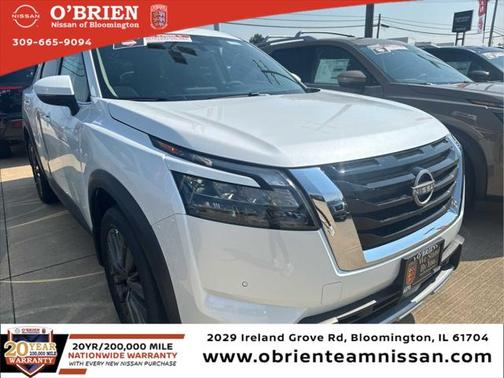 2025 Nissan Pathfinder SL 4WD