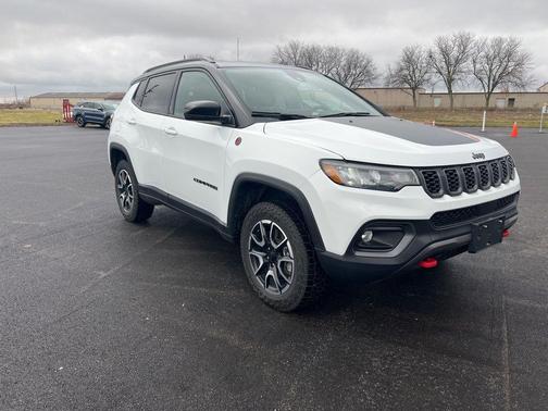 2024 Jeep Compass Trailhawk