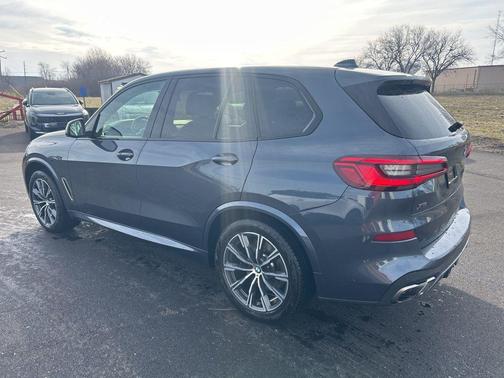 2020 BMW X5 M50i