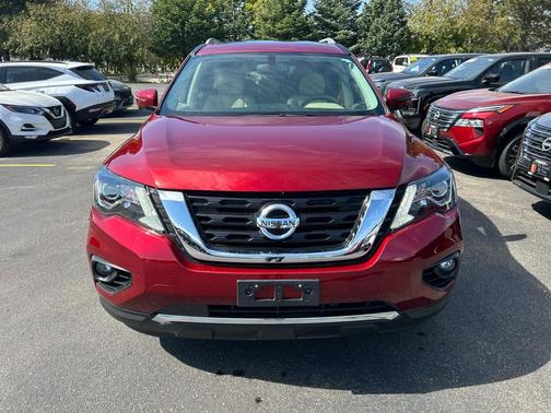 2019 Nissan Pathfinder SL