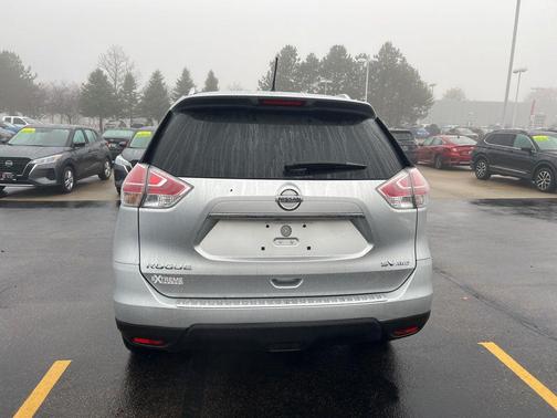 2015 Nissan Rogue SV