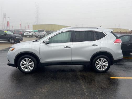 2015 Nissan Rogue SV
