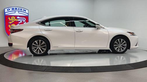 2021 Lexus ES 300h Base