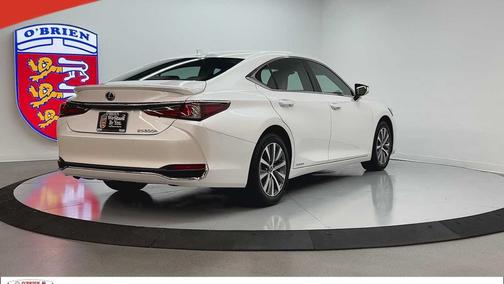 2021 Lexus ES 300h Base