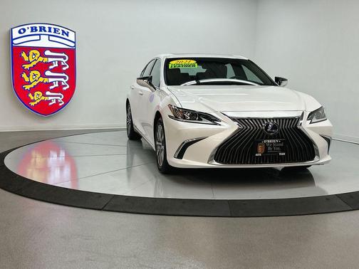 2021 Lexus ES 300h Base