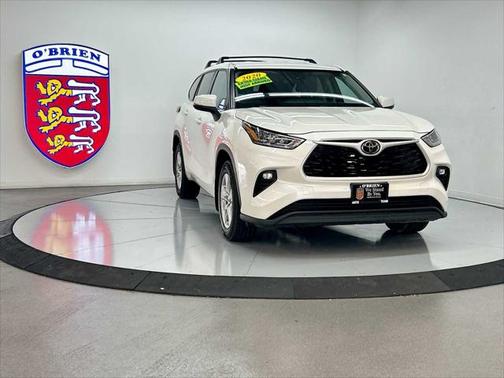 2020 Toyota Highlander LE