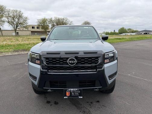 Boulder Gray Pearl 2026 Nissan Frontier SV