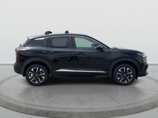 Super Black 2026 Nissan Kicks SV