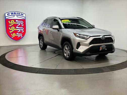 2022 Toyota RAV4 Hybrid XLE