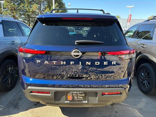 2025 Nissan Pathfinder SV FWD
