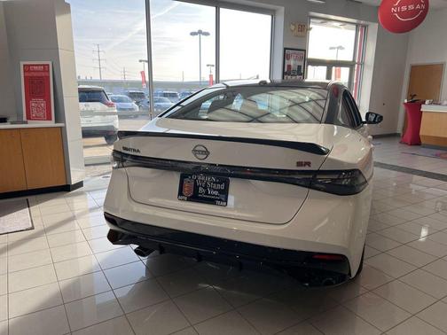 2026 Nissan Sentra SR