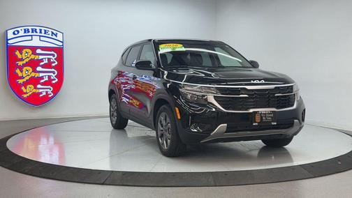 Fusion Black 2026 Kia Seltos LX