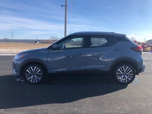 2023 Nissan Kicks SV