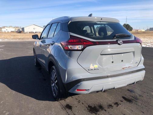 2023 Nissan Kicks SV
