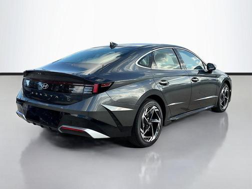 2026 Hyundai SONATA SEL