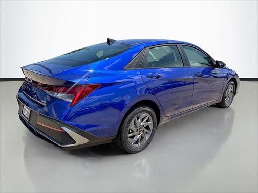 2025 Hyundai ELANTRA HEV Blue
