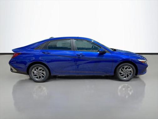 2025 Hyundai ELANTRA HEV Blue