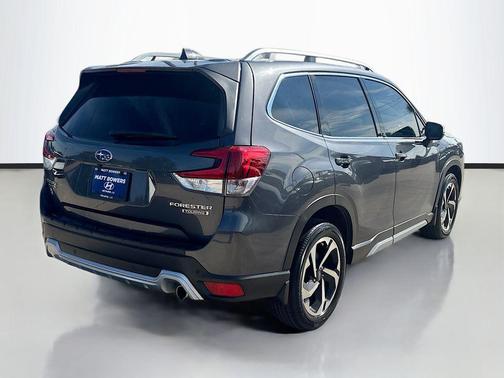 2022 Subaru Forester Touring