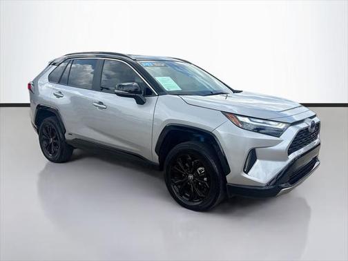 2024 Toyota RAV4 Hybrid SE