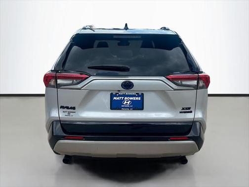 2024 Toyota RAV4 Hybrid SE