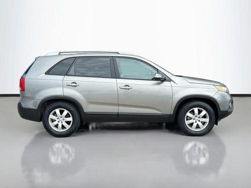 2012 Kia Sorento LX