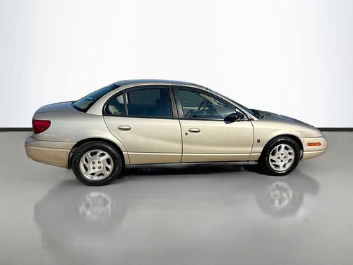 2002 Saturn SL SL2
