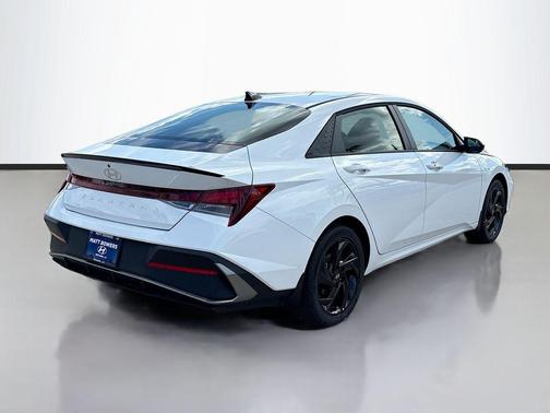2026 Hyundai ELANTRA Sport