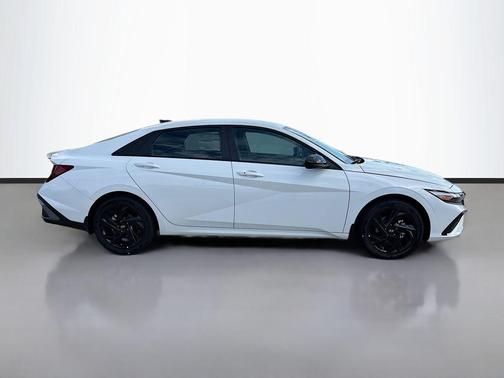 2026 Hyundai ELANTRA Sport