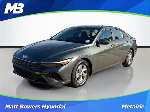 2025 Hyundai ELANTRA SE