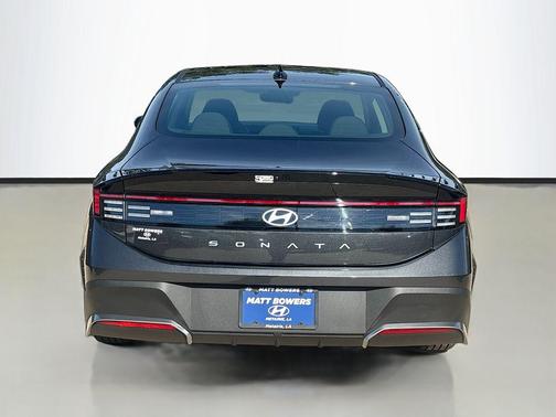 2025 Hyundai SONATA SE